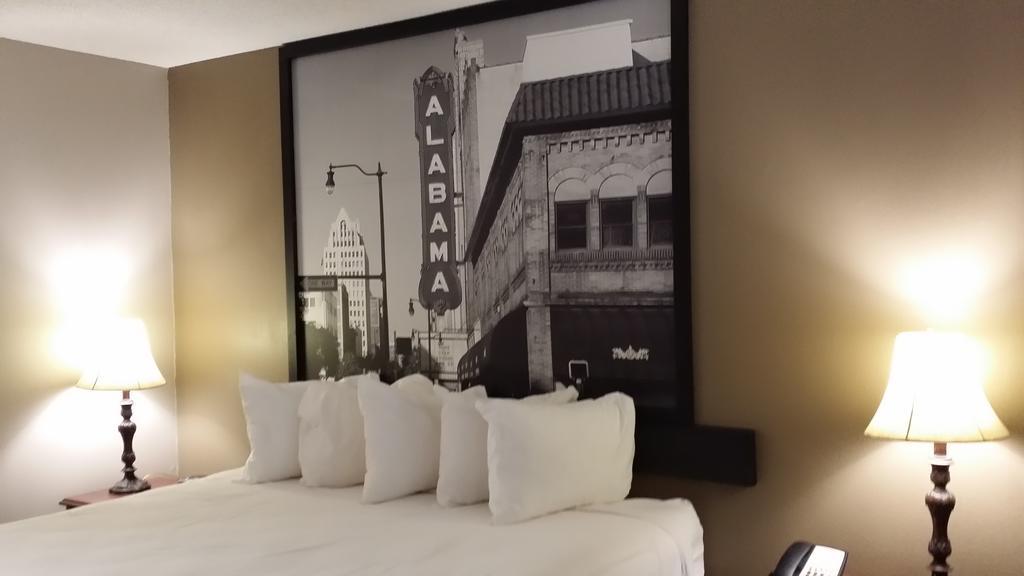 Super 8 By Wyndham Alexander City Exterior photo
